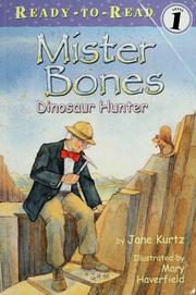 Mister Bones : dinosaur hunter Book cover